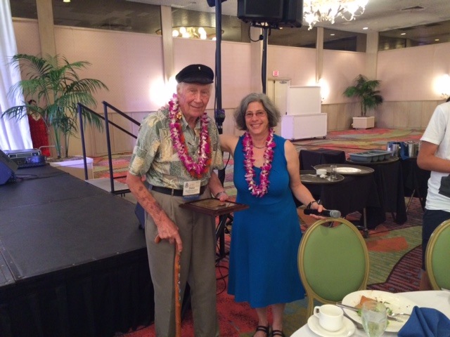 Dr. Dieter Mueller-Dombois and ATBC Executive Director Robin Chazdon at Hawaii, July 2015. (c) Frans Bongers